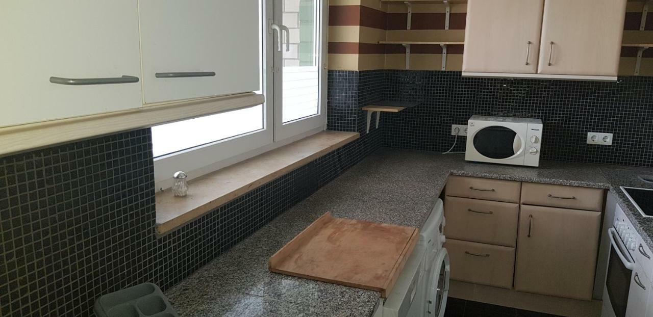 Ferienwohnung Maj Нойс Экстерьер фото